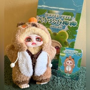 Miffed Yeye – Capybara Plush Pendant